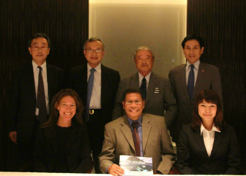 Palau Environmental Conservation Symposium: Pre-meeting with Sophia Uni. Prof. McDonald & Ambassador Matsutaro of Palau<br />