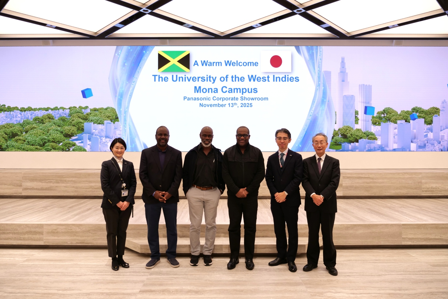 パナソニックのショールームを訪問